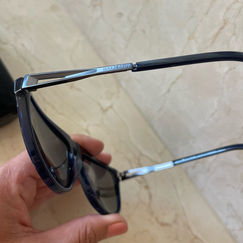 BALMAIN Paris Stylish Sunglasses - Picture 8 of 12